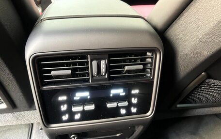Porsche Cayenne III, 2023 год, 18 500 000 рублей, 12 фотография