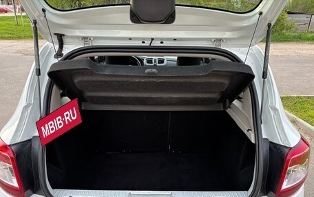 Renault Sandero II рестайлинг, 2019 год, 850 000 рублей, 10 фотография