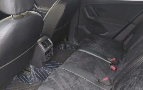 Volkswagen Tiguan II, 2021 год, 2 545 000 рублей, 2 фотография