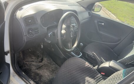 Volkswagen Polo VI (EU Market), 2015 год, 380 000 рублей, 5 фотография