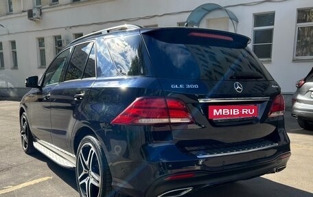 Mercedes-Benz GLE, 2017 год, 4 150 000 рублей, 3 фотография
