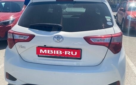 Toyota Vitz, 2019 год, 1 200 000 рублей, 3 фотография