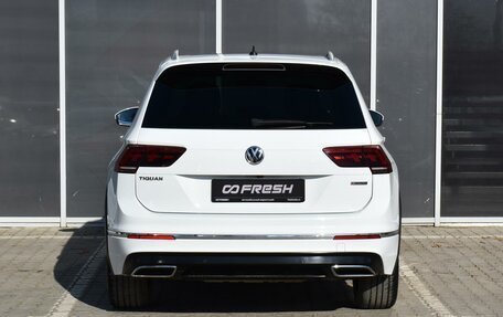 Volkswagen Tiguan II, 2018 год, 3 250 000 рублей, 4 фотография