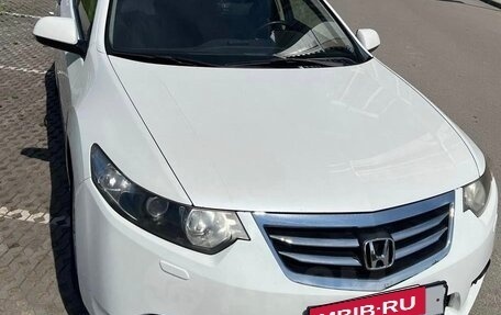 Honda Accord VIII рестайлинг, 2012 год, 1 750 000 рублей, 2 фотография