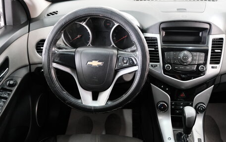 Chevrolet Cruze II, 2012 год, 899 000 рублей, 12 фотография