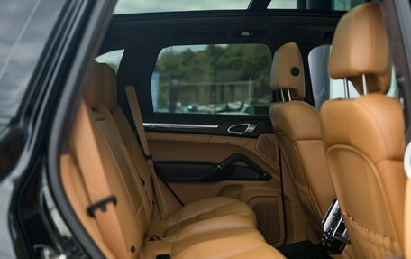 Porsche Cayenne III, 2011 год, 4 300 000 рублей, 25 фотография