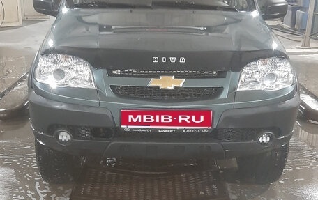Chevrolet Niva I рестайлинг, 2006 год, 310 000 рублей, 1 фотография