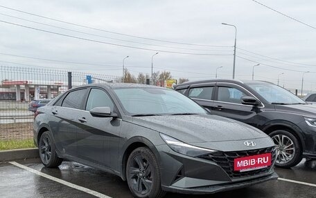 Hyundai Elantra, 2021 год, 1 735 000 рублей, 3 фотография