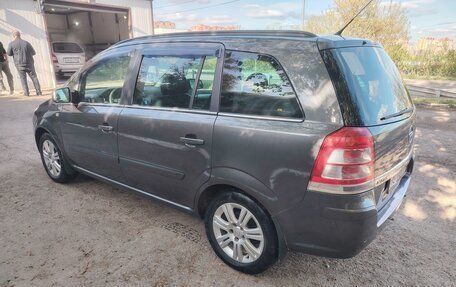 Opel Zafira B, 2011 год, 635 000 рублей, 5 фотография