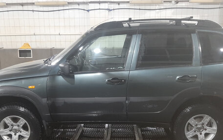 Chevrolet Niva I рестайлинг, 2006 год, 310 000 рублей, 10 фотография