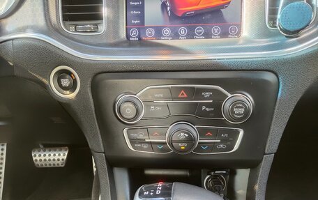 Dodge Charger, 2017 год, 3 050 000 рублей, 35 фотография