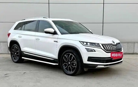Skoda Kodiaq I, 2021 год, 1 910 000 рублей, 3 фотография