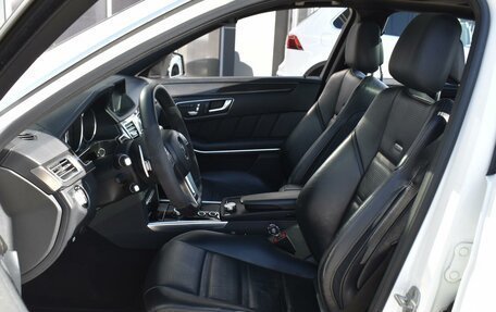 Mercedes-Benz E-Класс AMG, 2013 год, 4 000 000 рублей, 10 фотография