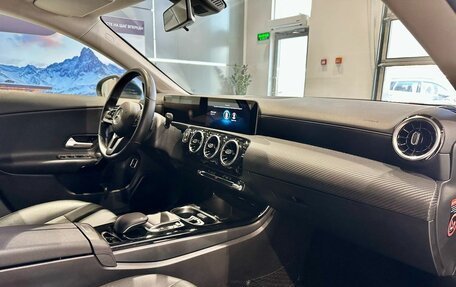 Mercedes-Benz CLA, 2020 год, 3 100 000 рублей, 12 фотография