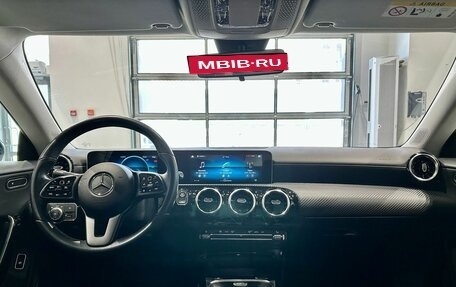 Mercedes-Benz CLA, 2020 год, 3 100 000 рублей, 14 фотография