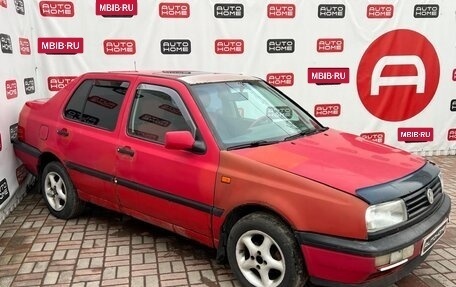 Volkswagen Vento, 1992 год, 164 990 рублей, 3 фотография