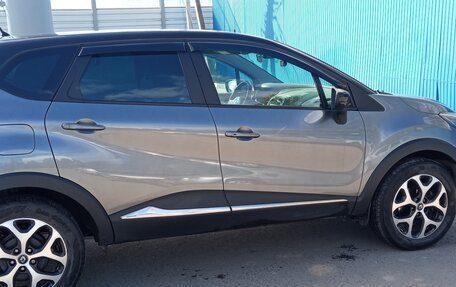 Renault Kaptur I рестайлинг, 2017 год, 1 220 000 рублей, 4 фотография