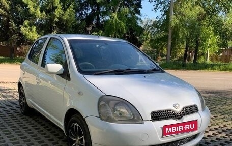 Toyota Vitz, 2000 год, 450 000 рублей, 1 фотография