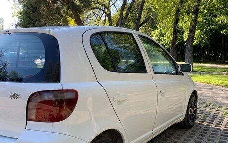 Toyota Vitz, 2000 год, 450 000 рублей, 2 фотография