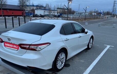 Toyota Camry, 2020 год, 3 500 000 рублей, 6 фотография