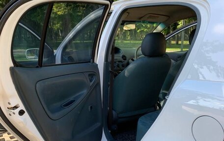 Toyota Vitz, 2000 год, 450 000 рублей, 12 фотография