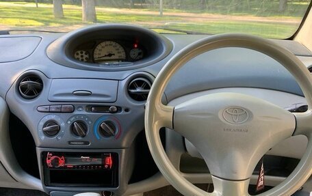 Toyota Vitz, 2000 год, 450 000 рублей, 11 фотография