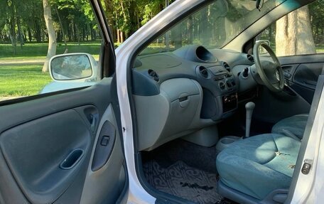 Toyota Vitz, 2000 год, 450 000 рублей, 7 фотография
