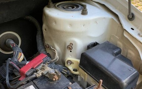 Toyota Vitz, 2000 год, 450 000 рублей, 17 фотография