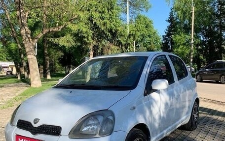 Toyota Vitz, 2000 год, 450 000 рублей, 6 фотография