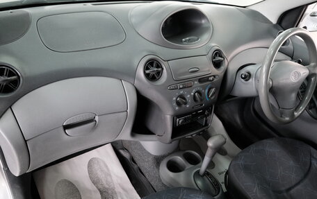 Toyota Vitz, 2001 год, 379 000 рублей, 18 фотография