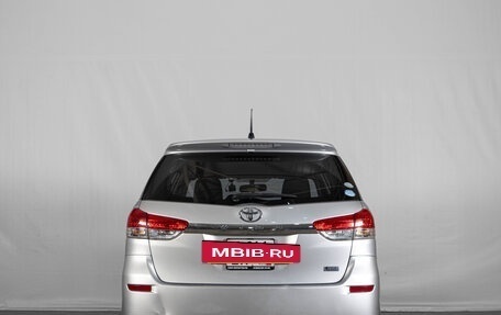 Toyota Wish II, 2015 год, 1 599 000 рублей, 6 фотография