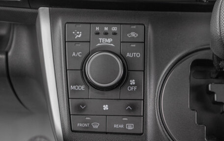 Toyota Wish II, 2015 год, 1 599 000 рублей, 13 фотография