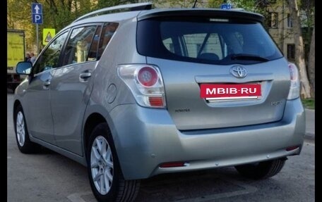 Toyota Verso I, 2010 год, 1 190 000 рублей, 4 фотография