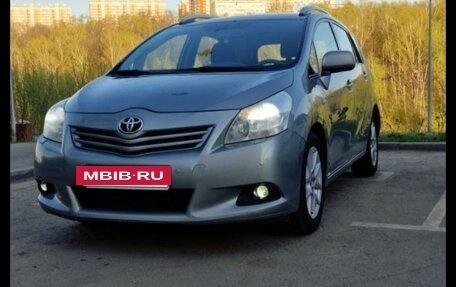 Toyota Verso I, 2010 год, 1 190 000 рублей, 7 фотография