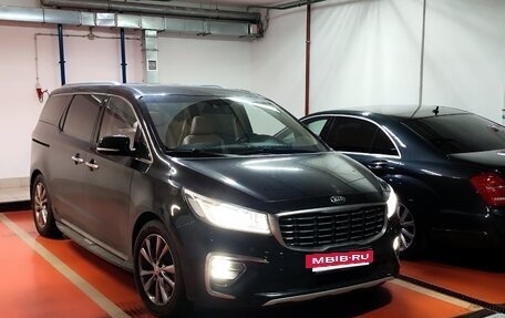 KIA Carnival III, 2019 год, 3 450 000 рублей, 7 фотография