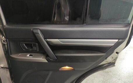 Mitsubishi Pajero IV, 2012 год, 1 500 000 рублей, 17 фотография