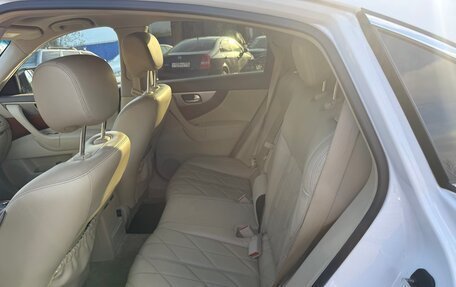 Infiniti QX70, 2014 год, 2 400 000 рублей, 7 фотография