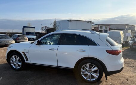 Infiniti QX70, 2014 год, 2 400 000 рублей, 3 фотография