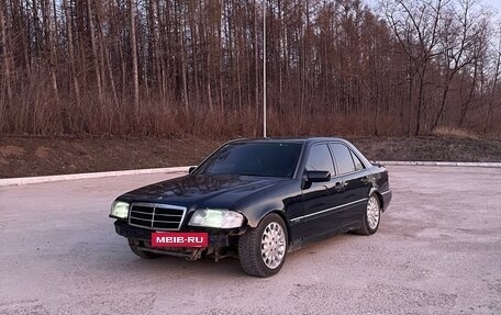 Mercedes-Benz C-Класс, 1993 год, 250 000 рублей, 6 фотография