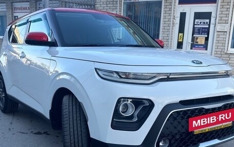 KIA Soul III, 2020 год, 1 900 000 рублей, 2 фотография