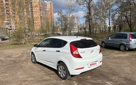 Hyundai Solaris II рестайлинг, 2015 год, 850 000 рублей, 3 фотография