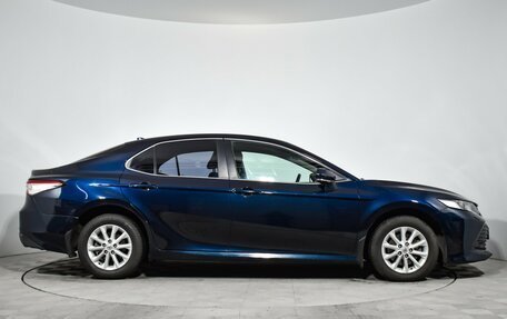 Toyota Camry, 2019 год, 2 690 000 рублей, 4 фотография