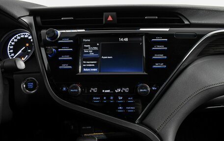 Toyota Camry, 2019 год, 2 690 000 рублей, 17 фотография