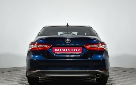 Toyota Camry, 2019 год, 2 690 000 рублей, 6 фотография