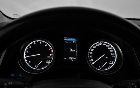 Toyota Camry, 2019 год, 2 690 000 рублей, 22 фотография