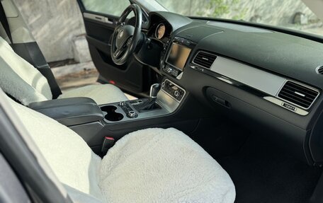 Volkswagen Touareg III, 2013 год, 2 490 000 рублей, 12 фотография
