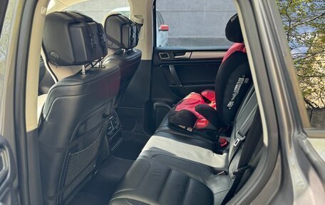 Volkswagen Touareg III, 2013 год, 2 490 000 рублей, 13 фотография