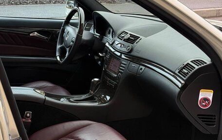 Mercedes-Benz E-Класс, 2006 год, 2 300 000 рублей, 15 фотография