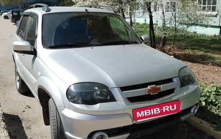 Chevrolet Niva I рестайлинг, 2019 год, 1 050 000 рублей, 5 фотография