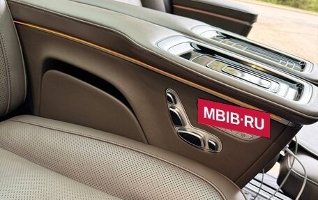Mercedes-Benz V-Класс, 2023 год, 20 000 000 рублей, 17 фотография